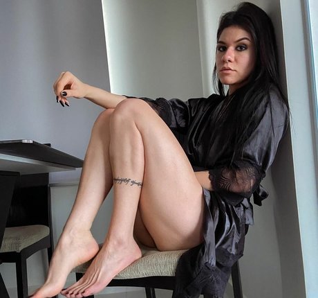 Prii feet star xxx photos