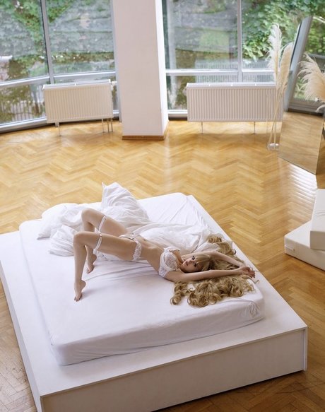 Angelica Kenova pornstar sexy archive