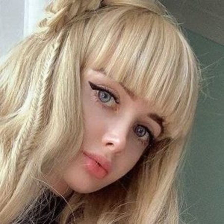 Angelica Kenova star perfect archive