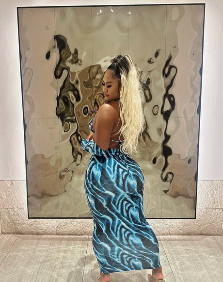 nude milf onlyfans erotic archive