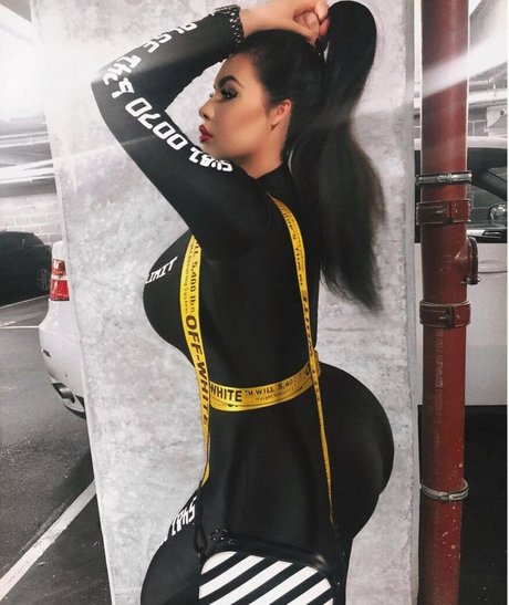 sxmonne free pornstar img