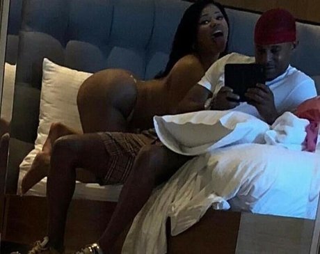 Nicki Minaj pretty model pics