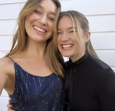 Alycia Debnam Carey pornstar xxx pictures