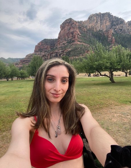 Yanellis Linares pornstar free archive