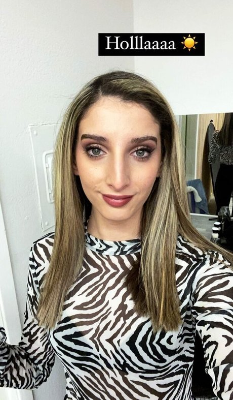 Yanellis Linares model high quality photo