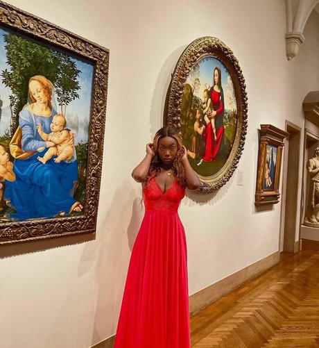 fat ass latina onlyfans top pic