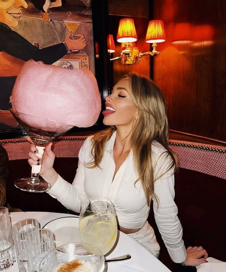 Natalie Alyn Lind best model photos