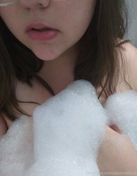 dannielllove pornstar exclusive archive