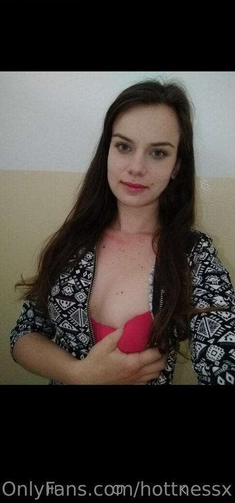 hottnessx pretty pornstar photo