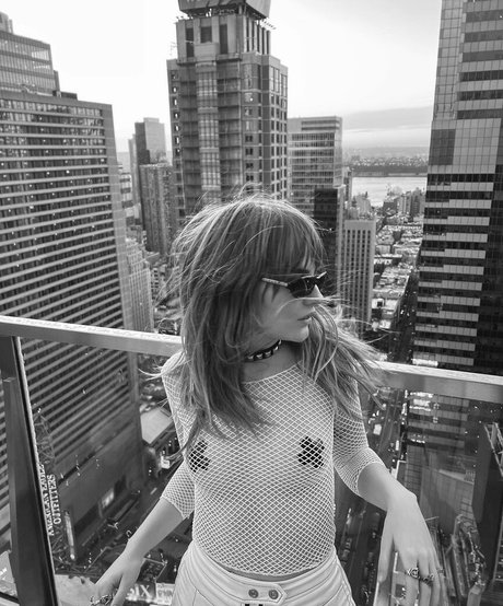 big tits blonde onlyfans hd gallery