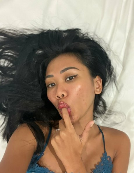 Sheiziss high quality actress pics