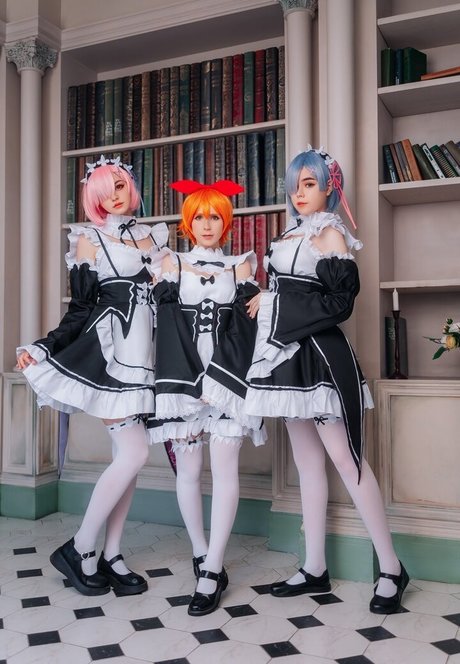 tenletters model xxx photo