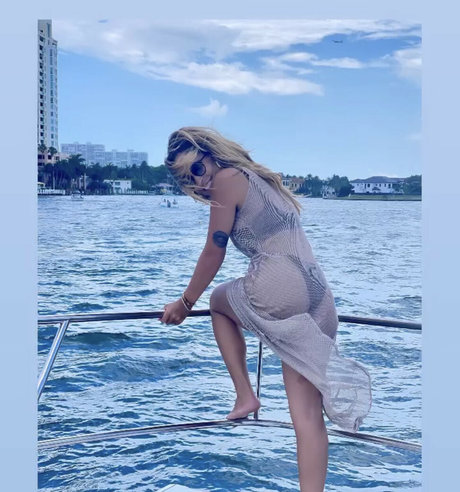 celebrity nude onlyfans sexy naked photos