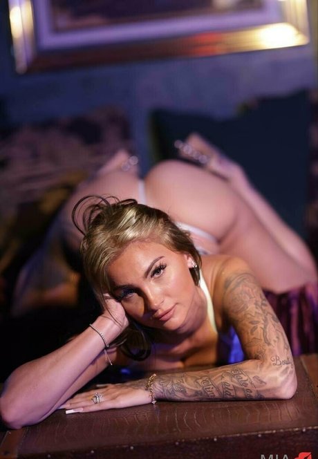 hot mature onlyfans pretty photo