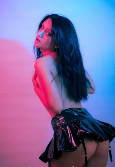 Luna Montes pornstar nude pictures