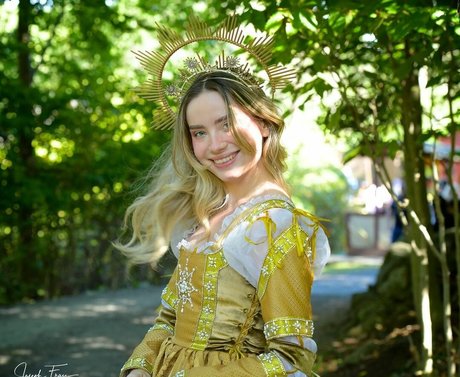 queen astraea nudes star photo