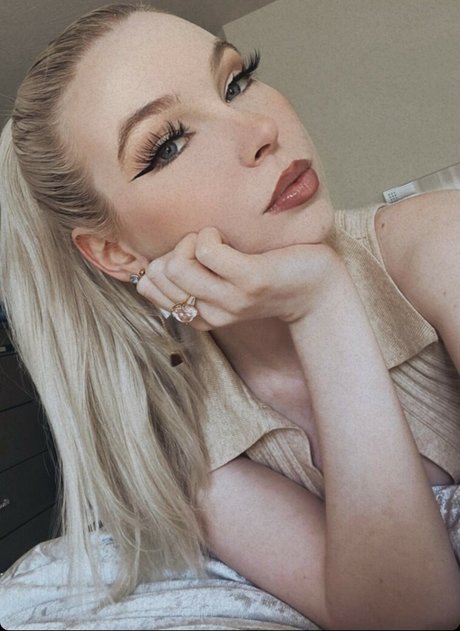 Loveabilities high quality model photos