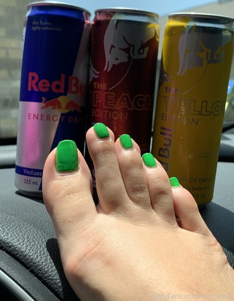 foot vibez model xxx photo