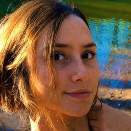 evehaddox13 sexy actress img