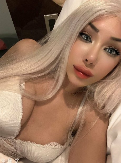 18 year old onlyfans best picture