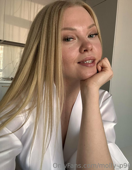 molly p96 pornstar nude photo