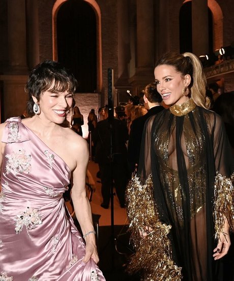 Kate Beckinsale pretty pornstar photos