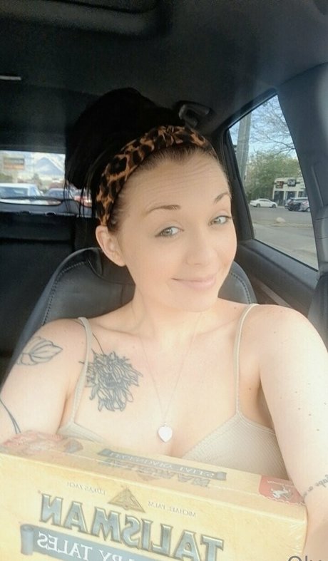 youcancallme oly pornstar hot pic