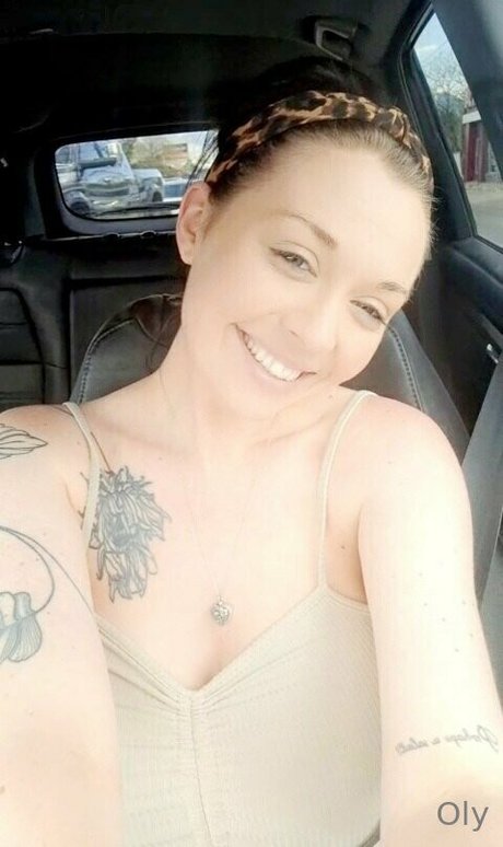 youcancallme oly pretty actress img