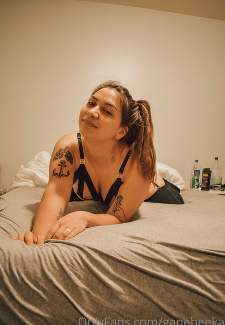 ganeheeka naked star pics