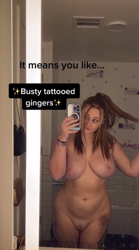 Carrot Cake pornstar adult pic