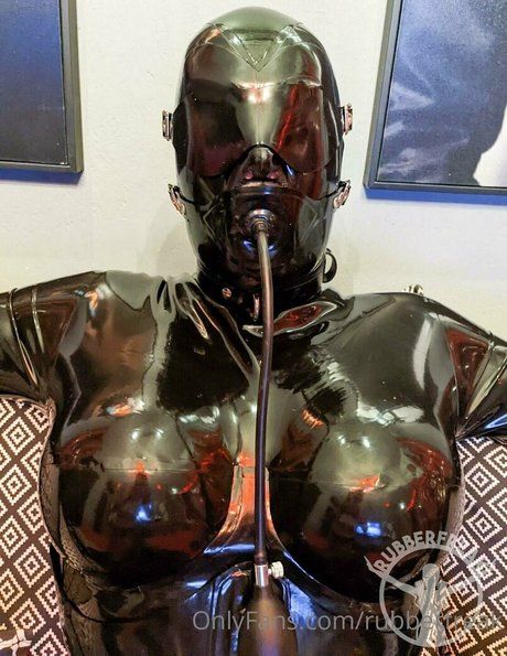 rubberfreak model sexy pictures