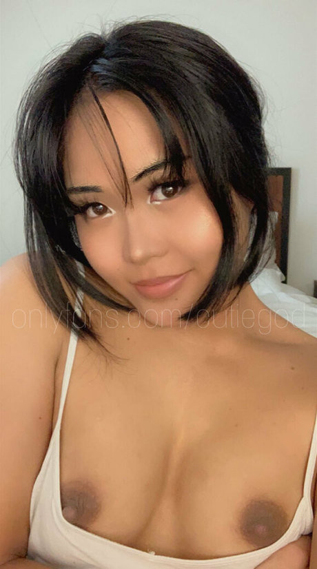 cutiegod hot actress pictures