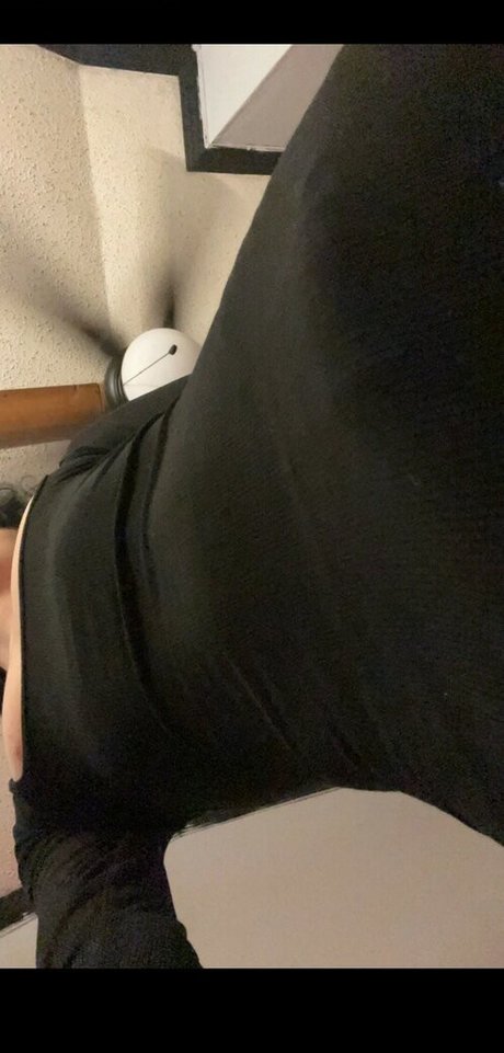 Realcarpetmuncher naked star pic