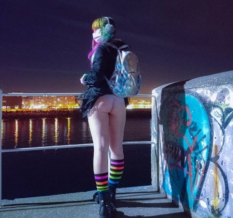 Xhajinx xxx actress photo