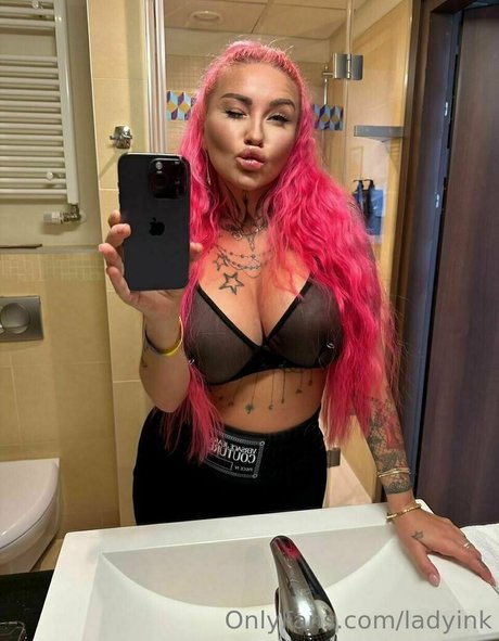 ladyink beautiful model pictures