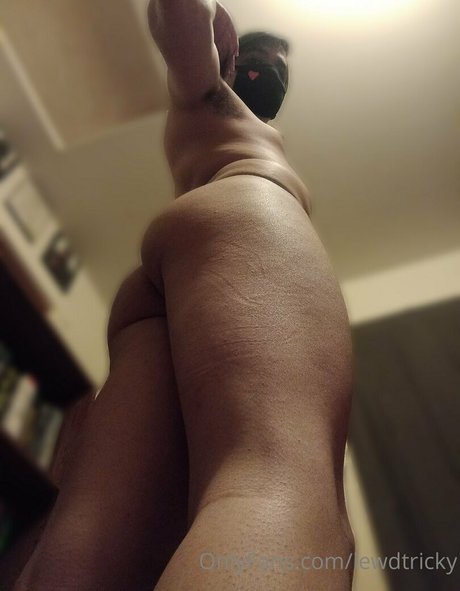 lewdtricky actress photo