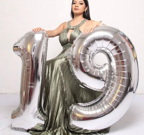 pao bg01 naked star picture