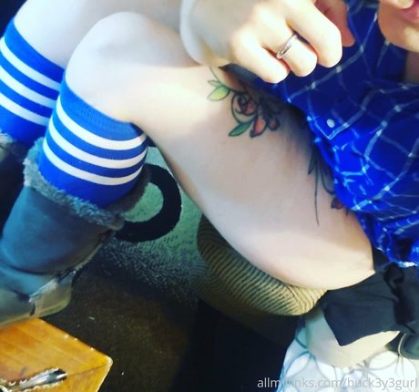 buck3y3gurl pornstar perfect archive