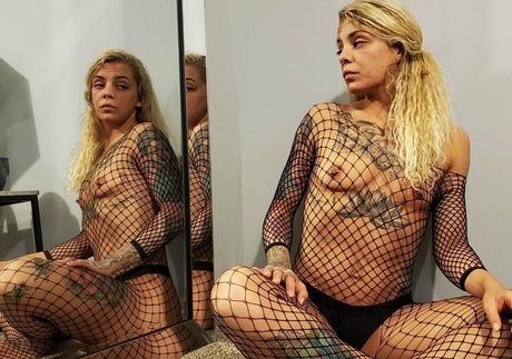 unalome pornstar high quality pictures