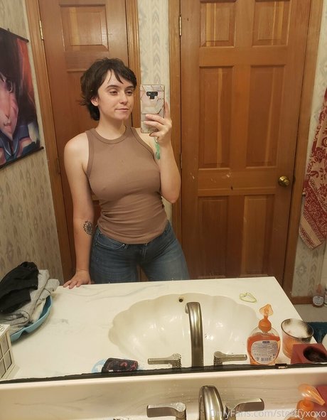 lucylawrence perfect star img