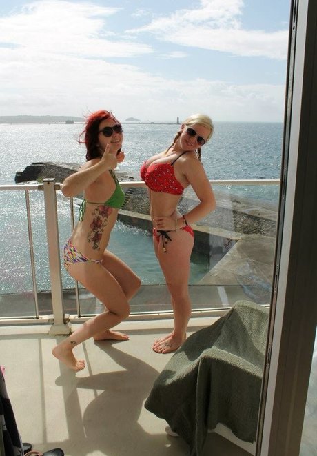 Katy Yardley star hot archive