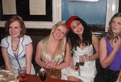 Katy Yardley star nude pic