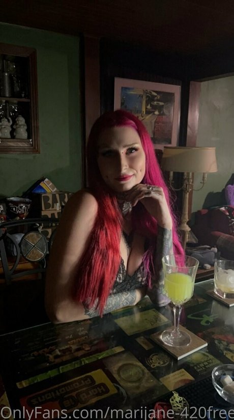 marijane 420free erotic actress image