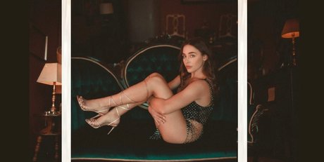 creammsodaa nudes model image