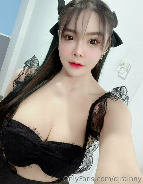 djrainny art actress galleries