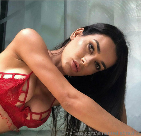 emanuellebrazilts pornstar sex images