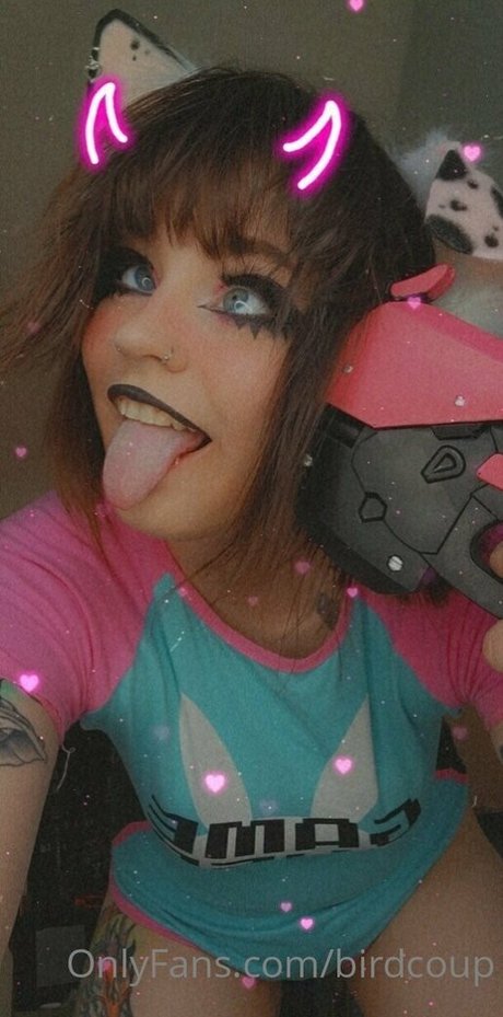 Birdcoup hot actress pictures