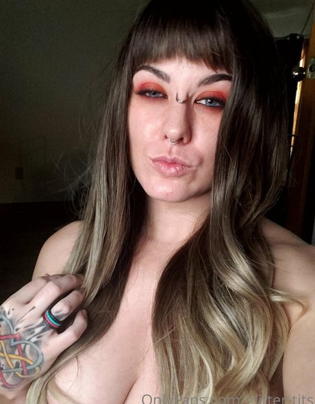 glitter tits erotic actress gallery