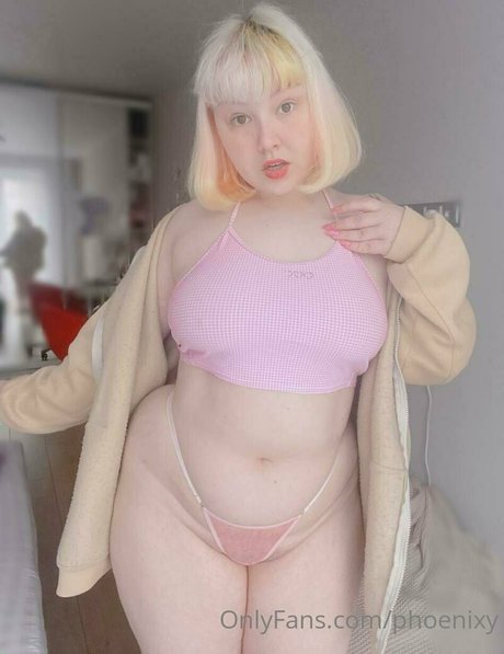 phoenixy star nude pics