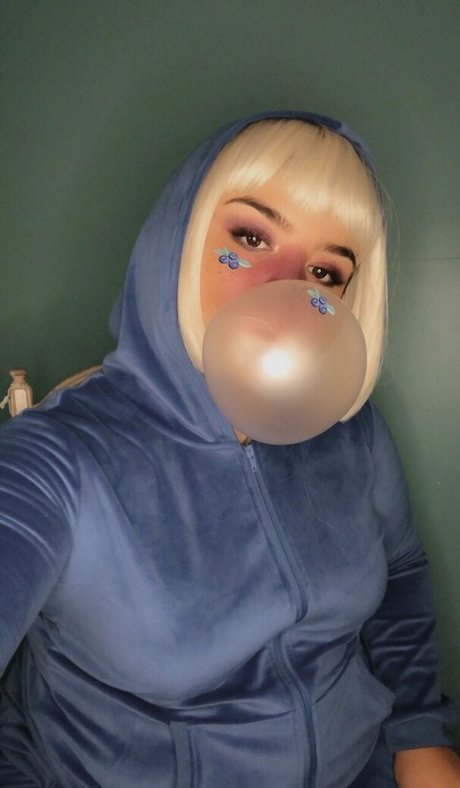 redhead skinny onlyfans nice pics